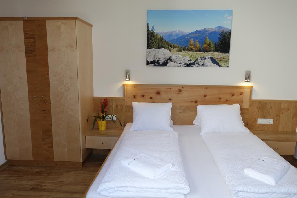 Landhaus Dangl Fliess Room photo